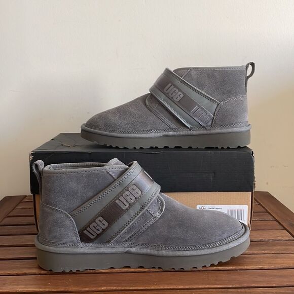 UGG Neumel SnapBack Shoes Metal USA Men Size 10/UK 9/EU 43 - Picture 3 of 15